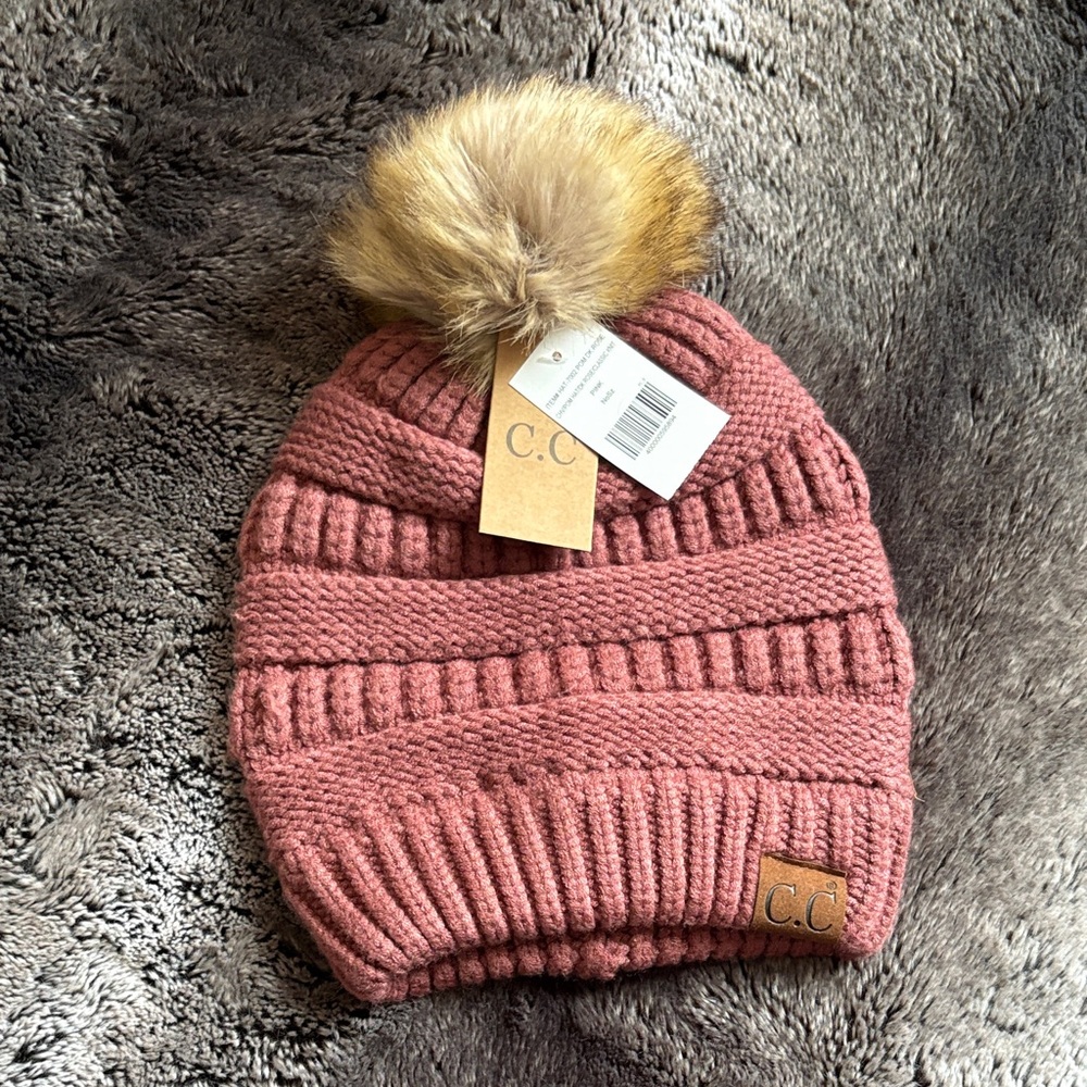 C.C Dusty Rose Knit Beanie with Faux Fur Pom • New with Tags